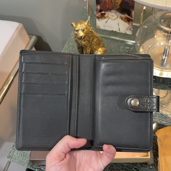 Louis Vuitton wallet - Picture 4 of 6